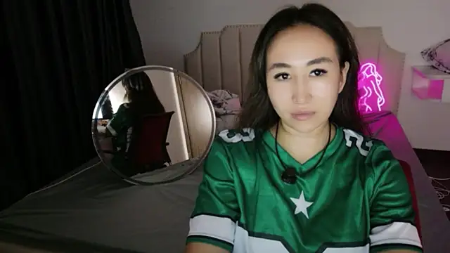AsianQueens online show from 14, 6, 2026