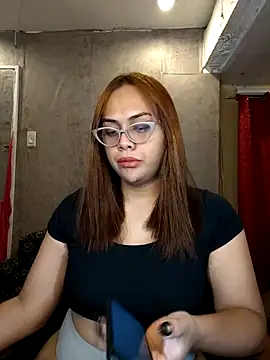 Snapshot of _MissKhimberlyXxx_ chatting on 19, 4, 2026 MissKhimberlyXxx online show from 19, 4, 2026