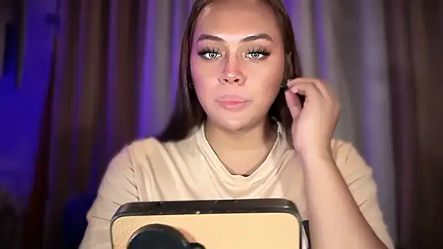  MissKhimberlyXxx  online show from 13, 1, 2026