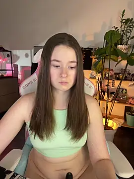 Snapshot of sweetest_pie chatting on 28, 2, 2026 sweetest pie online show from 28, 2, 2026