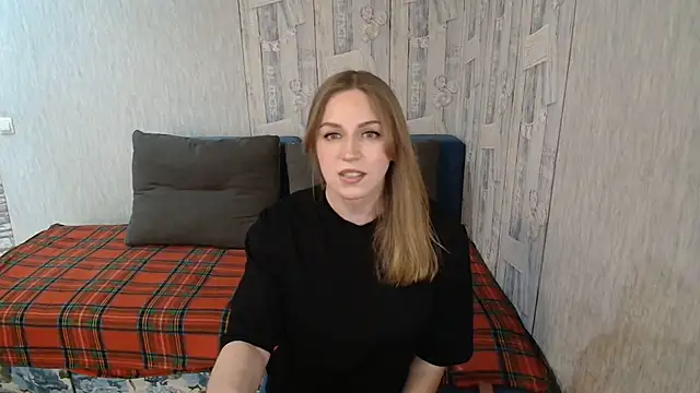 Pilly green  online show from 24, 2, 2026