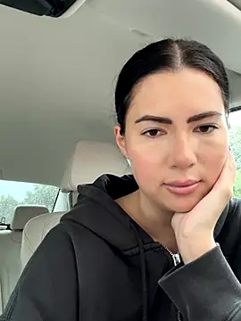 clairewntr online show from 5, 10, 2025