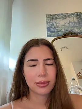 Snapshot of clairewntr chatting on 14, 6, 2026 clairewntr online show from 14, 6, 2026