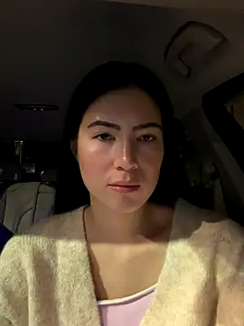 clairewntr online show from 1, 12, 2025