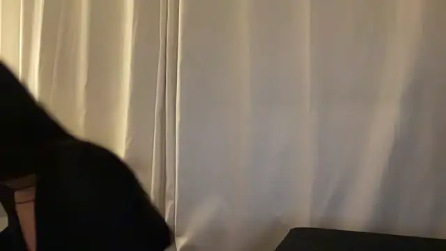 clairewntr online show from 19, 2, 2026