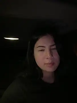 clairewntr online show from 26, 2, 2025