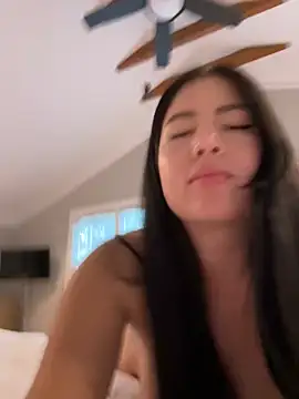 clairewntr online show from 5, 2, 2025