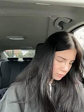 clairewntr online show from 20, 2, 2025