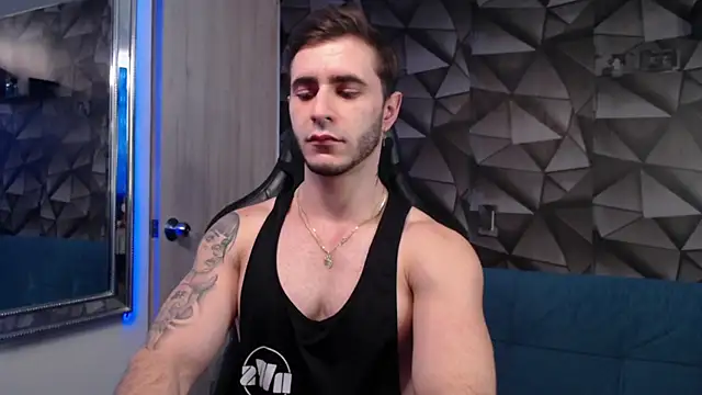 Snapshot of Latino_stud4u chatting on 13, 10, 2025 Latino stud4u online show from 13, 10, 2025