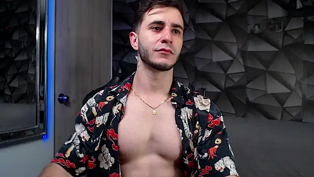 Snapshot of Latino_stud4u chatting on 23, 9, 2025 Latino stud4u online show from 23, 9, 2025