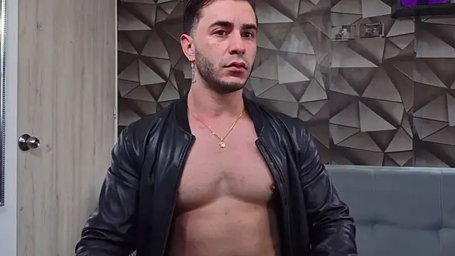 Latino stud4u online show from 24, 4, 2026