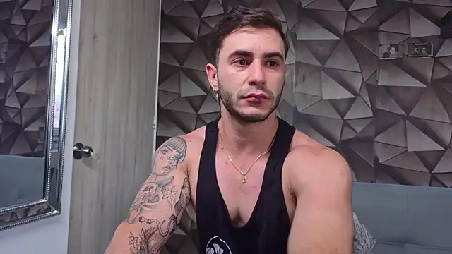 Latino stud4u online show from 5, 5, 2026