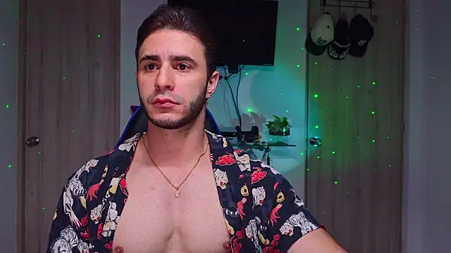 Snapshot of Latino_stud4u chatting on 2, 8, 2026 Latino stud4u online show from 2, 8, 2026