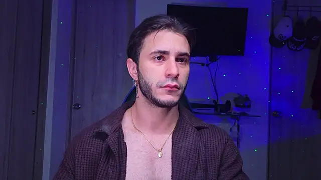 Snapshot of Latino_stud4u chatting on 31, 7, 2026 Latino stud4u online show from 31, 7, 2026