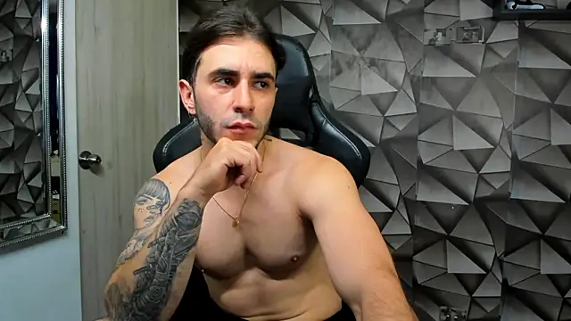 Latino stud4u online show from 20, 12, 2025