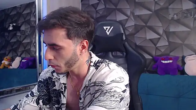 Snapshot of Latino_stud4u chatting on 29, 10, 2025 Latino stud4u online show from 29, 10, 2025