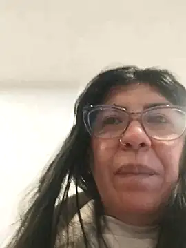 aisha latina online show from 21, 4, 2026