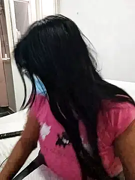 aisha latina online show from 10, 2, 2026