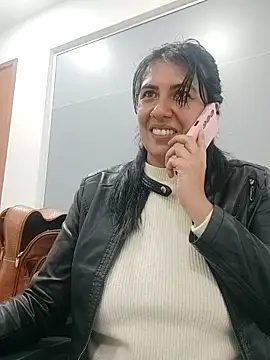 aisha latina online show from 21, 3, 2025