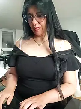 aisha latina online show from 9, 4, 2026