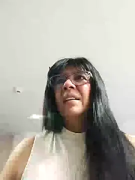 Snapshot of aisha_latina chatting on 21, 7, 2026 aisha latina online show from 21, 7, 2026