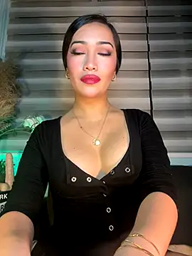 Jasmine Elcock online show from 10, 9, 2025