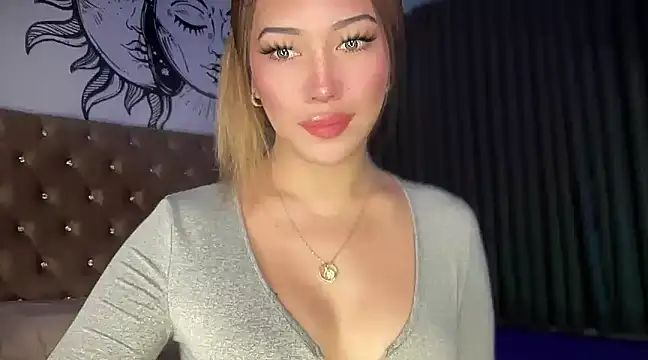 Jasmine Elcock online show from 25, 1, 2025