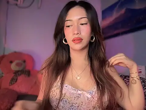 Snapshot of Jasmine_Elcock chatting on 5, 12, 2025 Jasmine Elcock online show from 5, 12, 2025