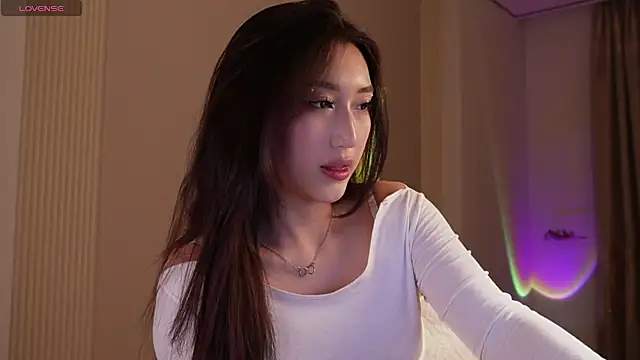 Snapshot of jin__ray chatting on 17, 7, 2026 jin ray online show from 17, 7, 2026