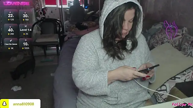 femme fatale1 online show from 14, 12, 2025