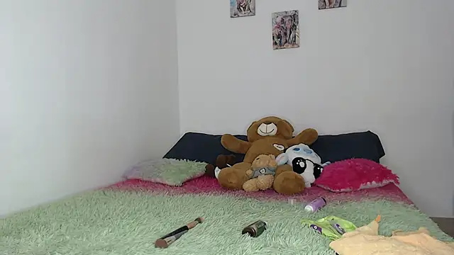 kathy luisa online show from 5, 11, 2025