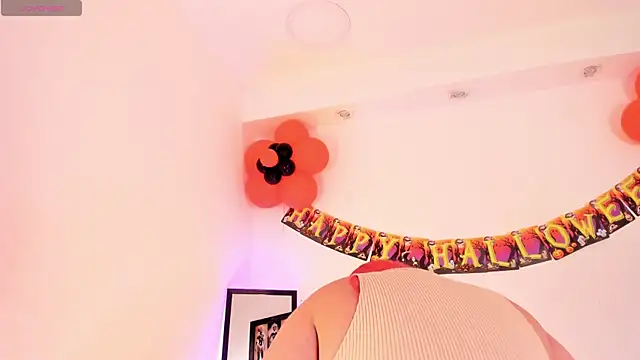 SophieRossi online show from 14, 10, 2025