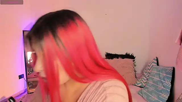 SophieRossi online show from 5, 11, 2025