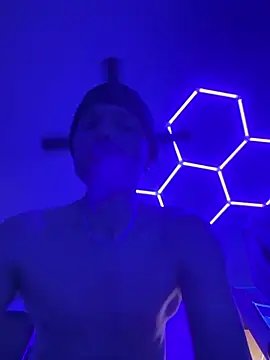 Cloudd Kingg Iceyyy online show from 11, 3, 2026