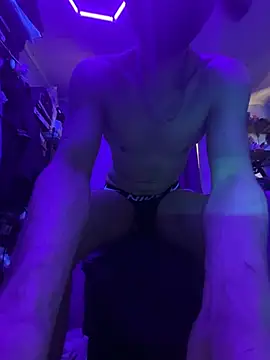 Cloudd Kingg Iceyyy online show from 7, 4, 2026