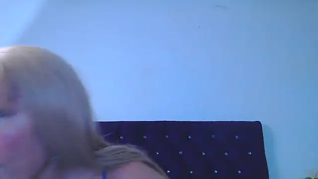 Snapshot of almabeckelt chatting on 5, 6, 2026 almabeckelt online show from 5, 6, 2026