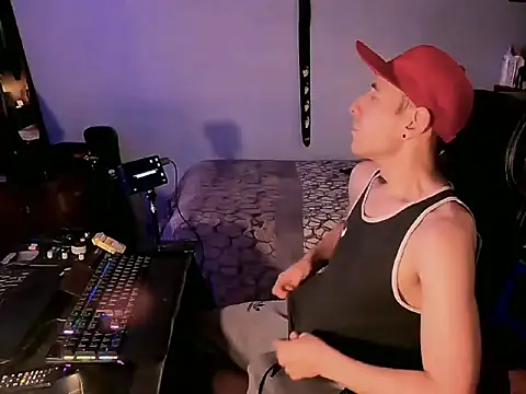 Alf0029 online show from 13, 11, 2025