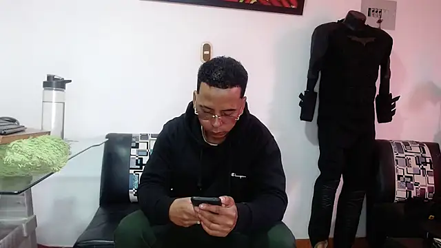 Snapshot of Black_hot266 chatting on 27, 11, 2025 Black hot266 online show from 27, 11, 2025