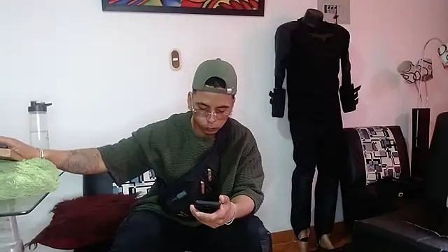 Snapshot of Black_hot266 chatting on 22, 11, 2025 Black hot266 online show from 22, 11, 2025