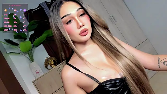 Icon1c LiLy online show from 7, 5, 2026