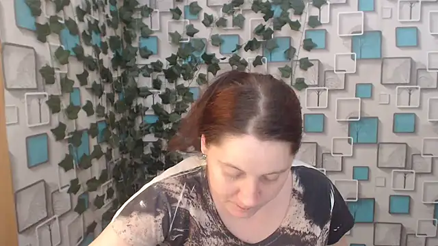 JosieJun  online show from 10, 3, 2025