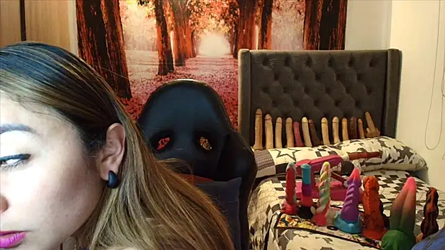 Snapshot of sofia23dirty chatting on 12, 1, 2026 sofia23dirty online show from 12, 1, 2026