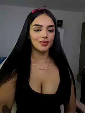 Snapshot of anniehart chatting on 9, 11, 2025 anniehart online show from 9, 11, 2025