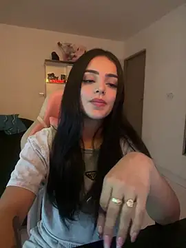 anniehart online show from 17, 12, 2025