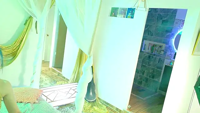 magali 19 online show from 25, 10, 2025