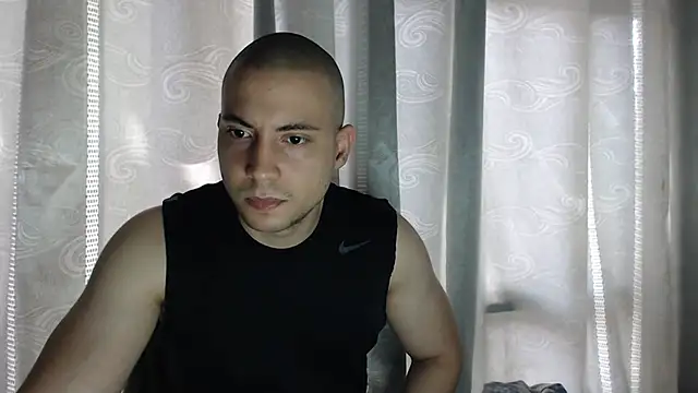 Armando 2002 online show from 30, 10, 2025