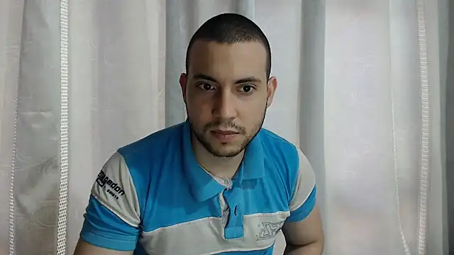 Armando 2002 online show from 25, 11, 2025