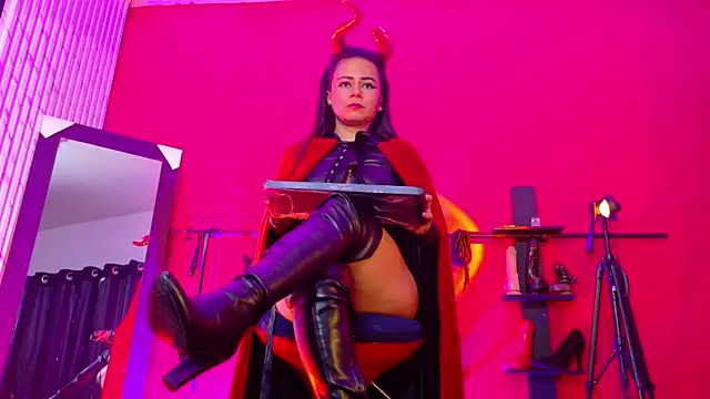 MistressSlut1 online show from 8, 11, 2025