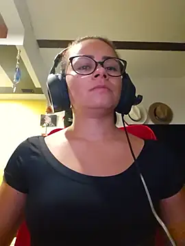 Snapshot of MistressSlut1 chatting on 26, 5, 2026 MistressSlut1 online show from 26, 5, 2026