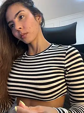 Snapshot of RouseColins chatting on 12, 9, 2025 RouseColins online show from 12, 9, 2025